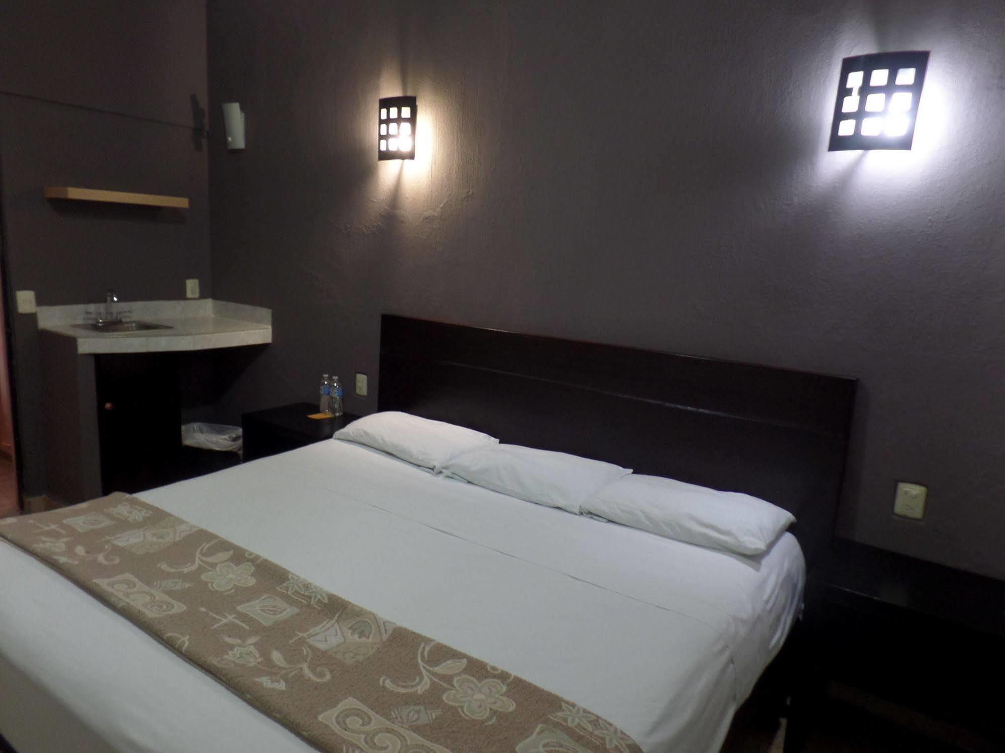 Uke Inn Hotel & Suites Xamaipak Tuxtla Gutiérrez Εξωτερικό φωτογραφία