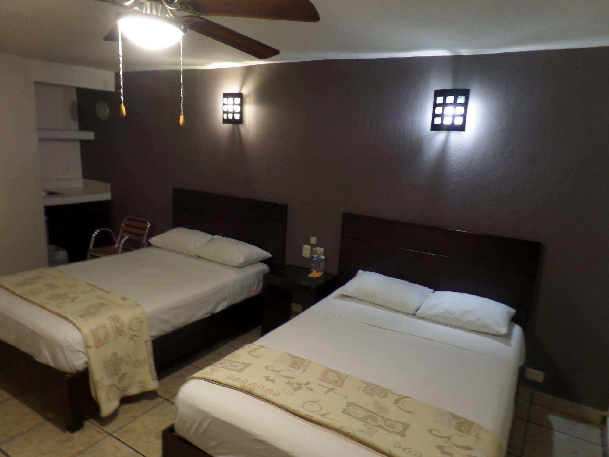 Uke Inn Hotel & Suites Xamaipak Tuxtla Gutiérrez Εξωτερικό φωτογραφία